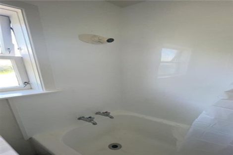 Photo of property in 17 Balmoral Street, Levin, 5510