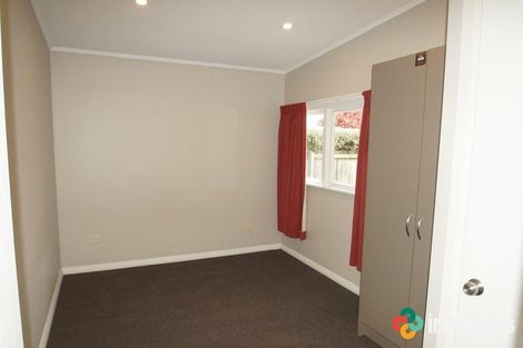 Photo of property in 60 Martin Avenue, Beckenham, Christchurch, 8023