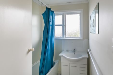 Photo of property in 2a Dickson Crescent, Hornby, Christchurch, 8042