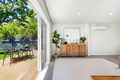 Photo of property in 155 Carlyle Street, Napier South, Napier, 4110