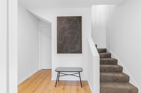 Photo of property in 15 Oregon Drive, Kelvin Heights, Queenstown, 9300