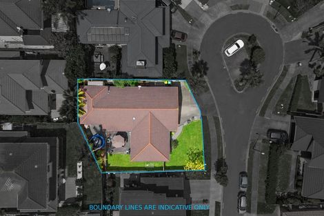 Photo of property in 16 Fernloche Place, Flat Bush, Auckland, 2016