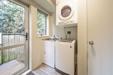 Photo of property in 90 Reid Avenue, Hawera, 4610