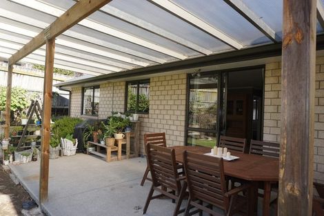 Photo of property in 15 Wimbledon Close, Nawton, Hamilton, 3200