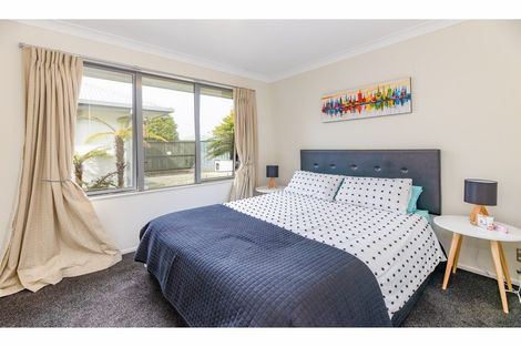 Photo of property in 20 Evergreen Place, Parklands, Christchurch, 8083