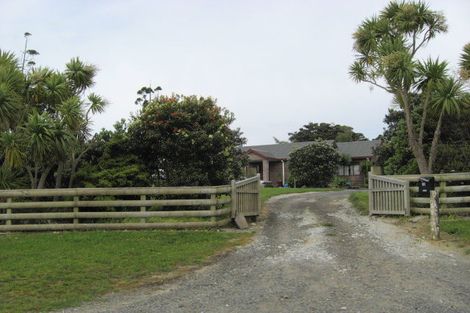 Photo of property in 121 School Road, Waimauku, 0881