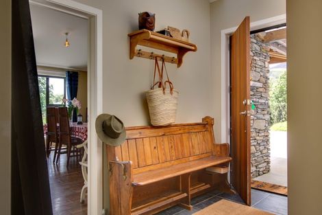 Photo of property in 33 Benmore Place, Glenorchy, 9372