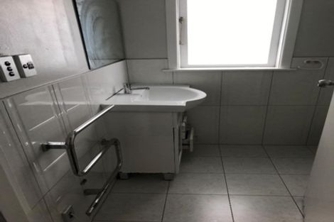 Photo of property in 5 Mahia Road, Manurewa, Auckland, 2102