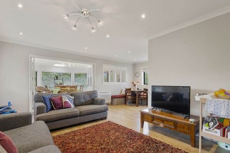 Photo of property in 87 Grand Vue Road, Kawaha Point, Rotorua, 3010