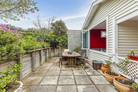 Photo of property in 9 Richmond Avenue, Karori, Wellington, 6012