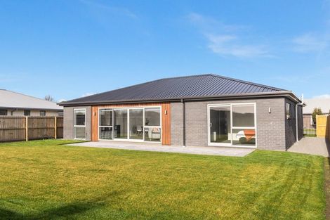 Photo of property in 18 Flaxon Place, Burwood, Christchurch, 8083