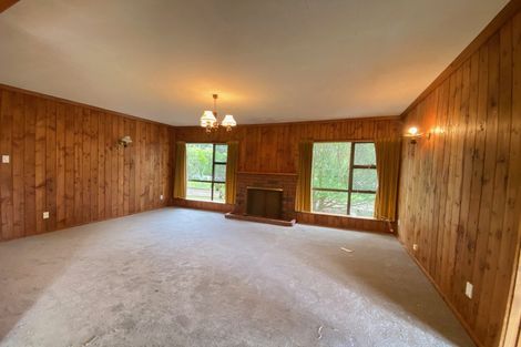 Photo of property in 76 Tawa Road, Kumeu, 0891