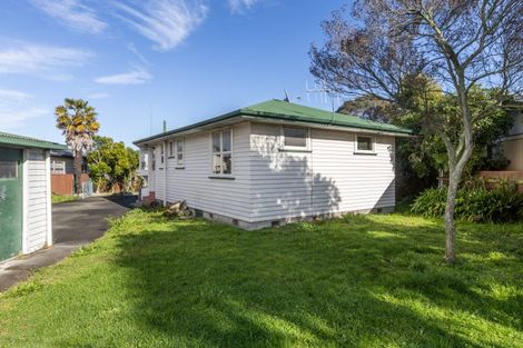 Photo of property in 22 Guildford Street, Tamatea, Napier, 4112