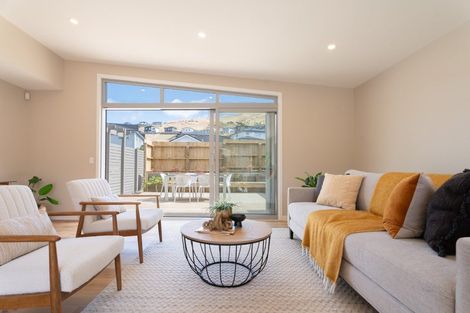 Photo of property in 69 Atherton Terrace, Churton Park, 6037