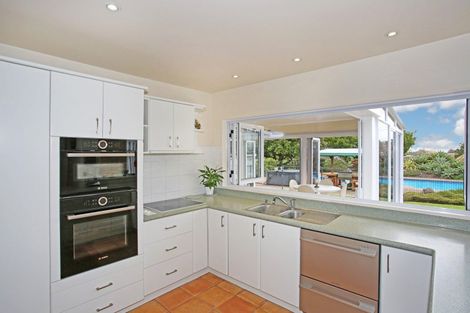 Photo of property in 225 Laing Road, Karaka, Papakura, 2580