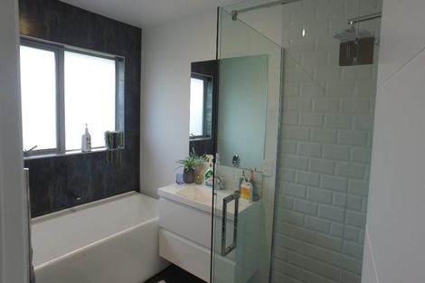 Photo of property in 10 Ashenhurst Way, Lower Shotover, Queenstown, 9304