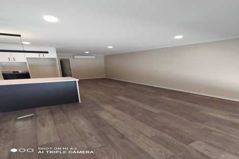 Photo of property in 32 Combat Street, Papakura, 2110