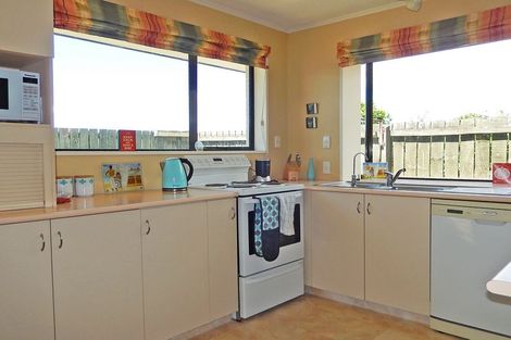 Photo of property in 32 Redcastle Road, Oamaru North, Oamaru, 9400