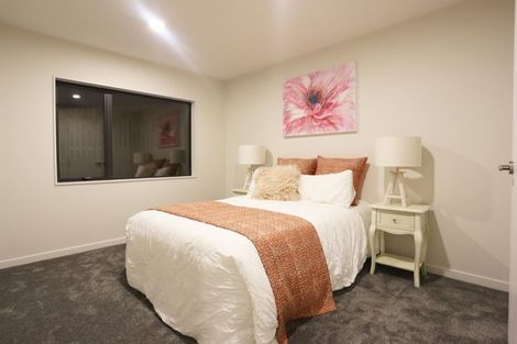 Photo of property in 6 Celestial Crescent, Orewa, 0931