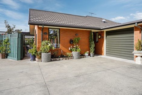 Photo of property in 17f Matawai Close, Rangiora, 7400