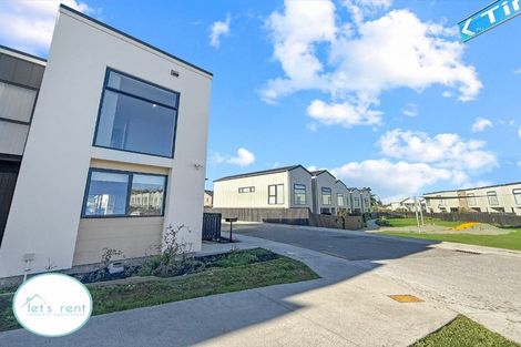 Photo of property in 2 Tima Lane, Mangere Bridge, Auckland, 2022