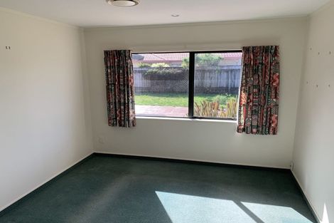 Photo of property in 36 Hadleigh Court, Paraparaumu, 5032