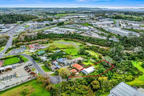 Photo of property in 14 Blue Gum Avenue, Silverdale, 0932