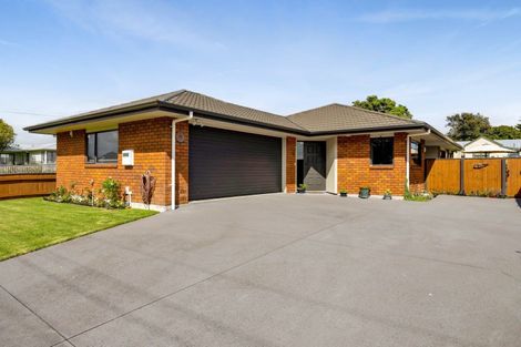 Photo of property in 109 Browne Street, Waitara, 4320