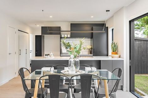 Photo of property in 253c Oxford Terrace, Avalon, Lower Hutt, 5011