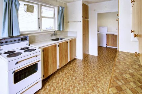 Photo of property in 248 High Street North, Carterton, 5713