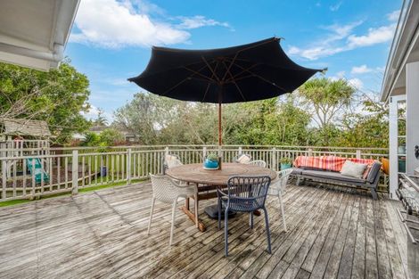 Photo of property in 32 Harford Place, Pakuranga Heights, Auckland, 2010