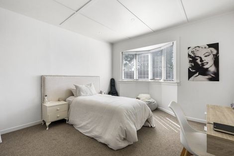 Photo of property in 1018 Great North Road, Point Chevalier, Auckland, 1022