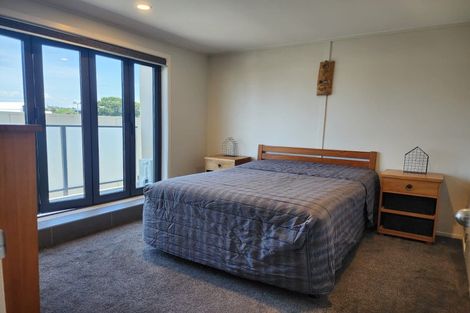 Photo of property in 2/9 Freeman Way, Manukau, Auckland, 2104