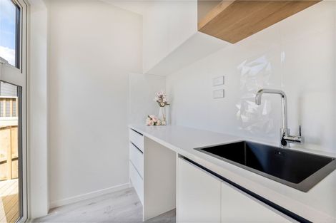 Photo of property in 100 Thomas Road, Flat Bush, Auckland, 2019