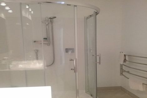 Photo of property in 5/19 Collins Avenue, Tawa, Wellington, 5028