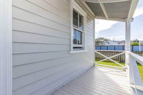 Photo of property in 17 Junction Road, Paeroa, 3600