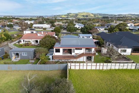 Photo of property in 197 Dickson Road, Papamoa Beach, Papamoa, 3118