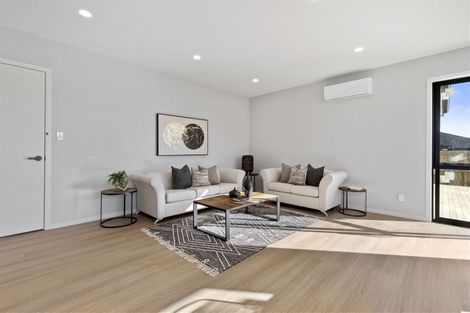 Photo of property in 63 Nobilo Road, Kumeu, 0810