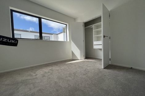 Photo of property in 6/535 Swanson Road, Ranui, Auckland, 0612