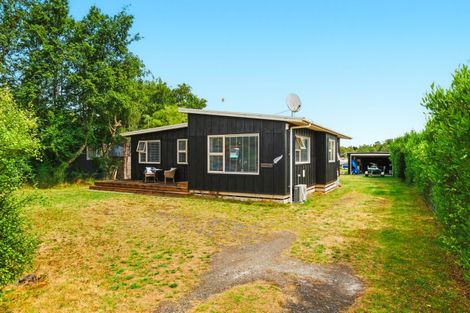 Photo of property in 35 Oruatua Avenue, Tauranga Taupo, Turangi, 3382