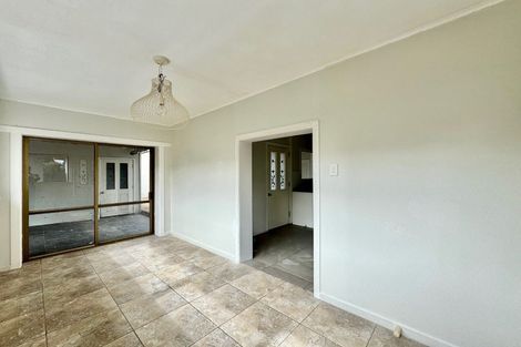 Photo of property in 2/15 James Road, Manurewa, Auckland, 2102