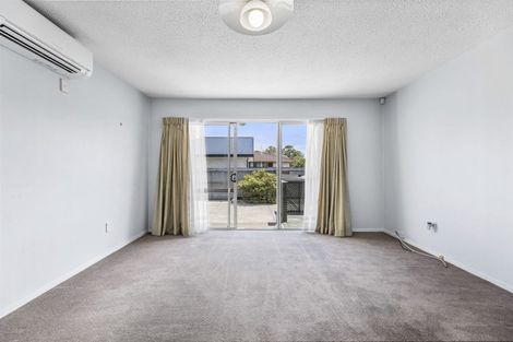 Photo of property in 1/15 Chipping Lane, Redwood, Christchurch, 8051