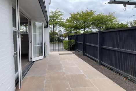 Photo of property in 1/135 Aikmans Road, Merivale, Christchurch, 8014