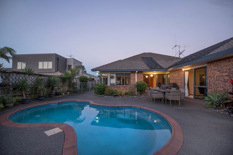 Photo of property in 156 Evans Road, Papamoa Beach, Papamoa, 3118