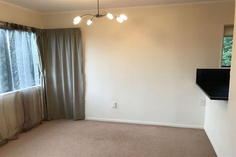 Photo of property in 8a Croydon Road, New Lynn, Auckland, 0600