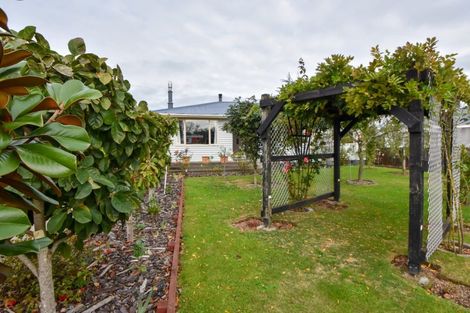 Photo of property in 240 High Street North, Carterton, 5713