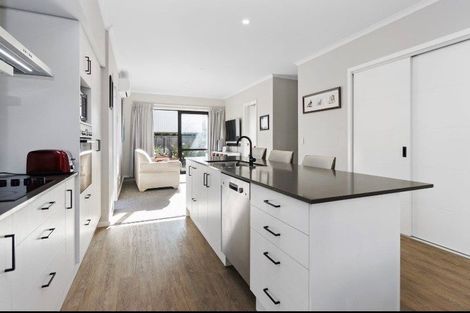 Photo of property in 2/14 Abbotsford Street, Whitiora, Hamilton, 3200