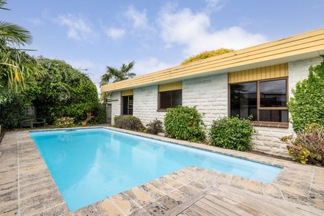 Photo of property in 377 Westminster Avenue, Tamatea, Napier, 4112