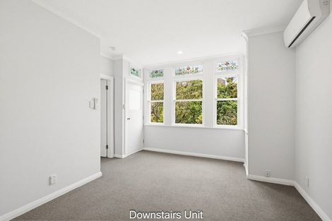 Photo of property in 5 Governor Road, Northland, Wellington, 6012