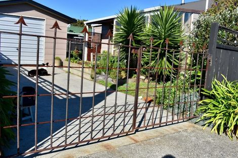 Photo of property in 17 Peel Street, Westport, 7825